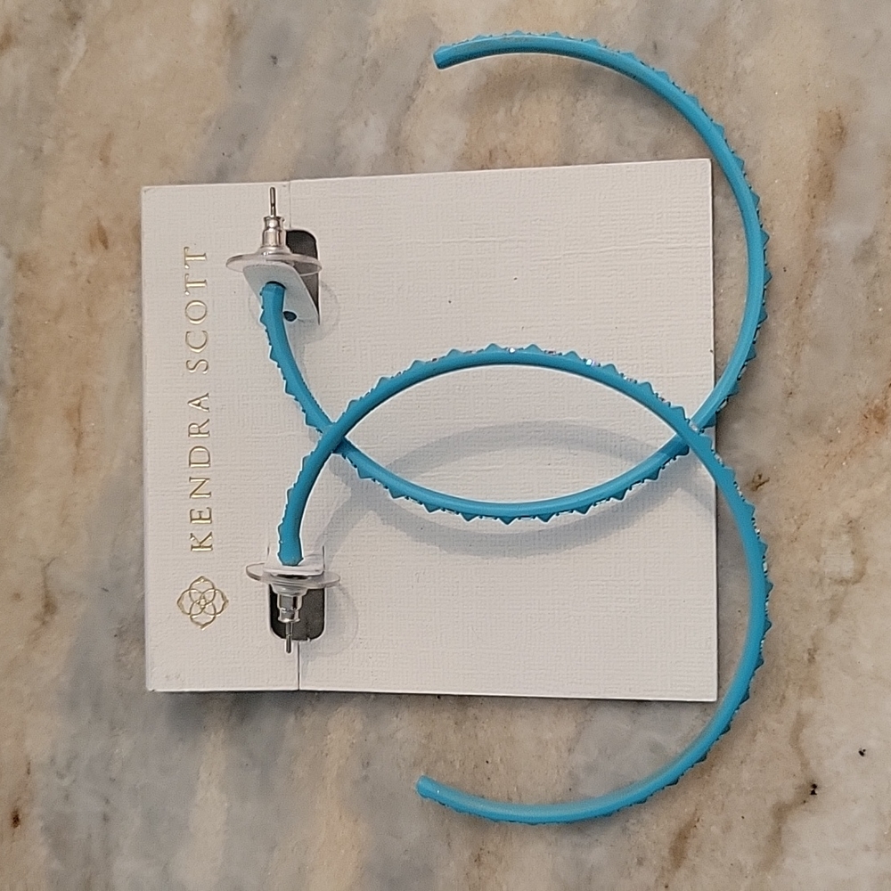NWT Kendra Scott Val Hoops in Aqua Matte